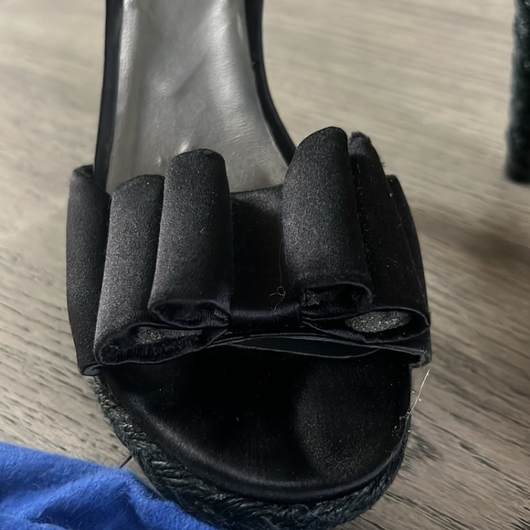 Size 7 Women’s Stuart Whitman espadrille satin bow stilettos with original bag - Picture 2 of 3